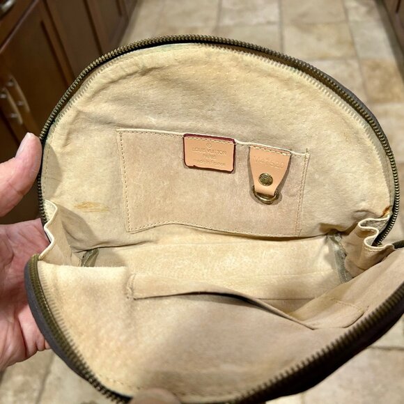 LOUIS VUITTON Monogram Trousse Demi Ronde Cosmetic Pouch M47520 - Picture 7 of 7